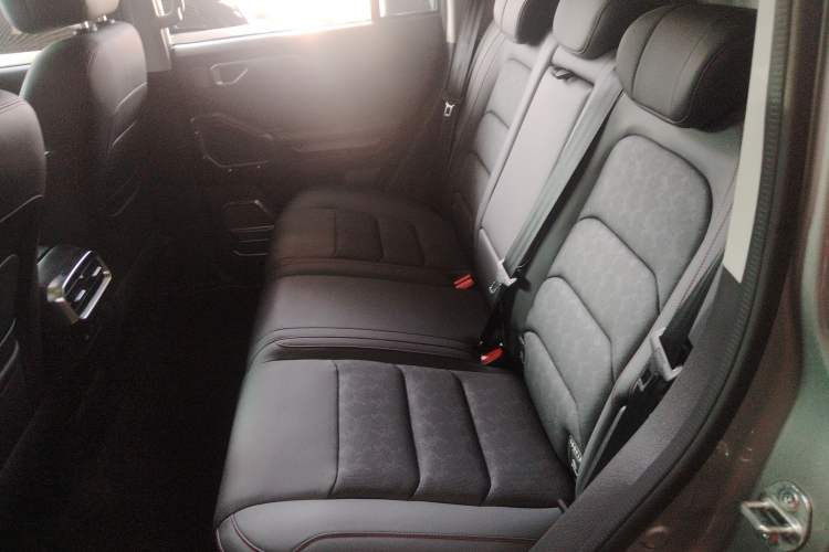 Used JETOUR Traveler 2023 1.5T Two-Wheel Drive Discovery PRO
