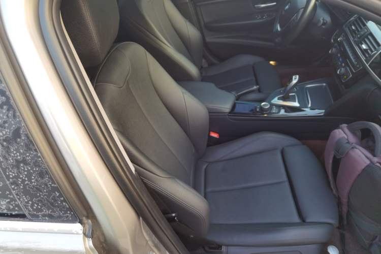 Used BMW 3 Series 2018 320Li Fashion Model
