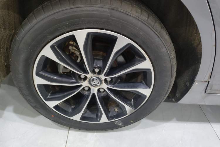 Used Toyota Avalon 2022 2.0L Luxury Edition