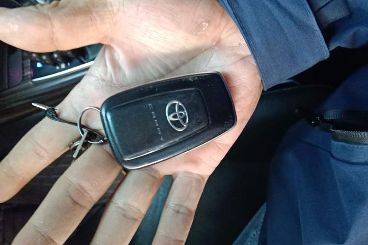 Used Toyota Camry 2019 2.0G Luxury Edition China VI Standard
