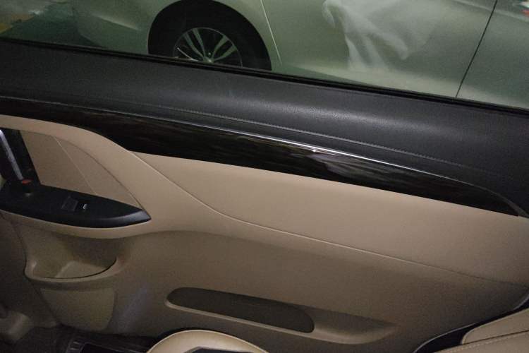 Used Buick GL8 2018 ES 28T Premium Model China VI Standard