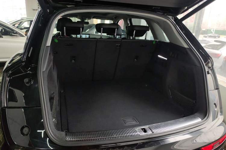 Used Audi Q5L 2018 40 TFSI Prestige Fashion Edition China VI
