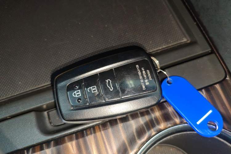 Used Toyota Camry 2019 2.5G Luxury Edition China VI Standard
