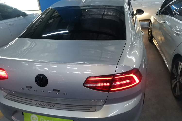 Used Volkswagen Magotan 2018 330TSI DSG Advanced Model