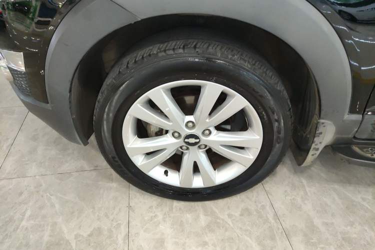 Used Chevrolet Captiva 2014 2.4L Two-Wheel Drive Urban Version 7 Seats
