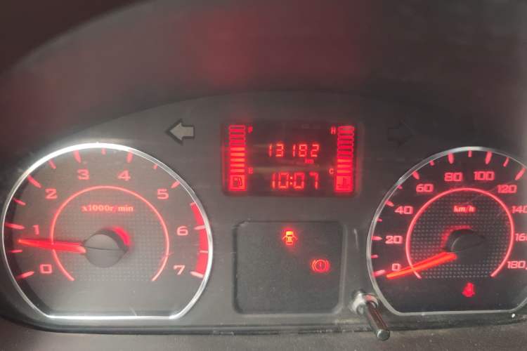 Used Wuling Hongguang V 2022 1.5L Jingqu Edition Electric-Assist LAR
