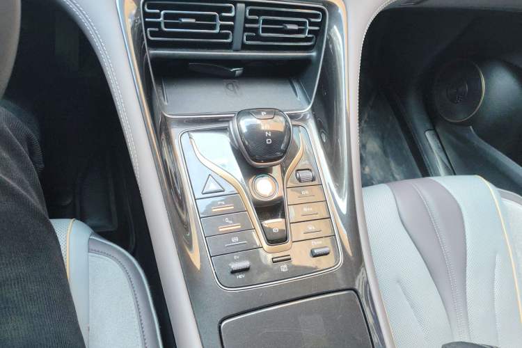 Used BYD Frigate 07 2023 DM-i 100KM Prestige Model
