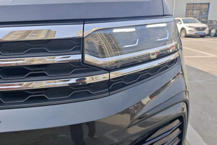 Used Volkswagen Teramont X 2021 330TSI Two-Wheel-Drive Prestige Luxury Edition
