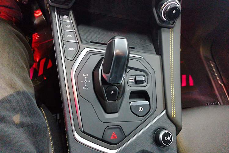 Used Lynk & Co 01 2024 2.0TD Two-Wheel Drive Global Pro
