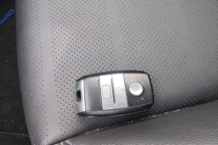 Used Kia K4 2014 1.8L Automatic GLS
