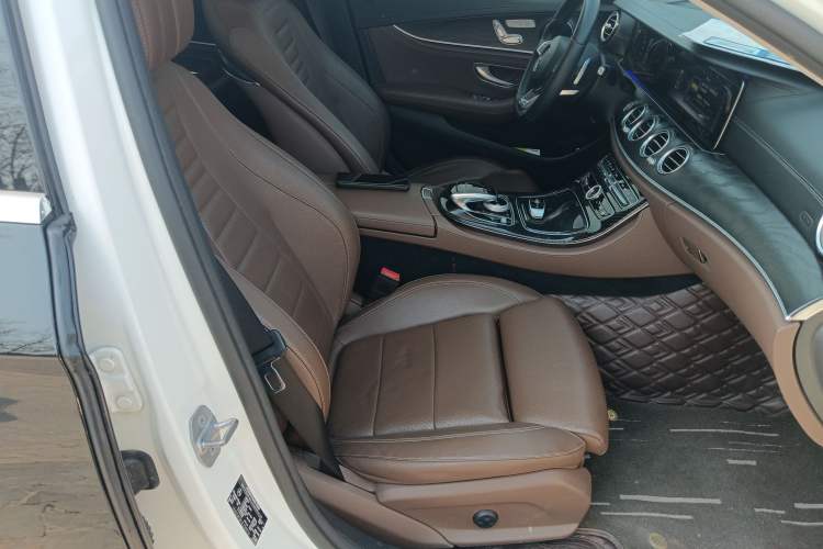 Used Mercedes-Benz E-Class 2018 Facelift E 200 L Sport Edition