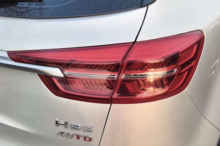 Used Hongqi HS5 2019 2.0T Smart Connect Flagship Edition
