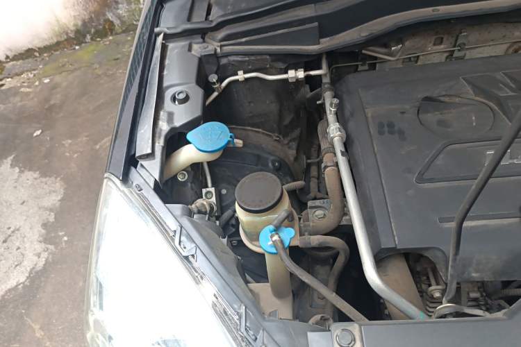 Used Haval H6 2015 Upgraded Model 1.5T Manual Two-Wheel Drive Elite Version
