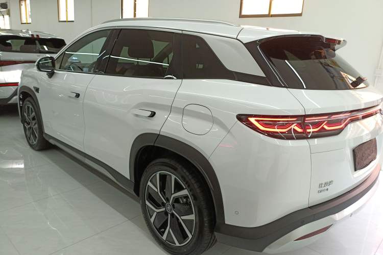 Used BYD Song L DM-i 2025 Intelligent Driving Version 160 km Beyond-Range Type
