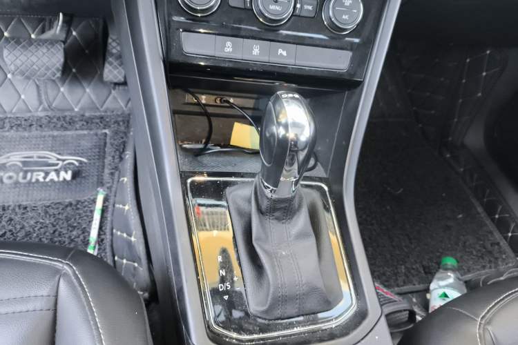 Used Volkswagen Touran 2018 Volkswagen Touran L 280TSI DSG Comfort Edition 7 Seats China V Emission Standard