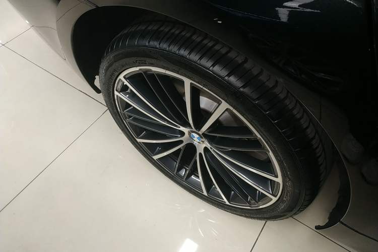 Used BMW 5 Series 2022 Second Facelift 530Li Leading Edition M Sport Package