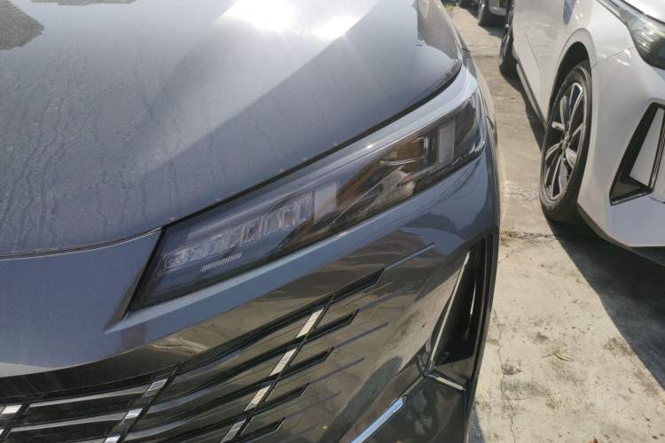 Used Changan Eado 2025 Blue Whale 1.5T 500Bar Prestige Model
