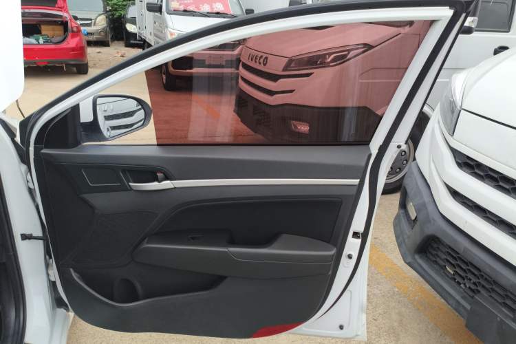 Used Hyundai Elantra 2016 1.6L Automatic ZhiXuan – Elite Version