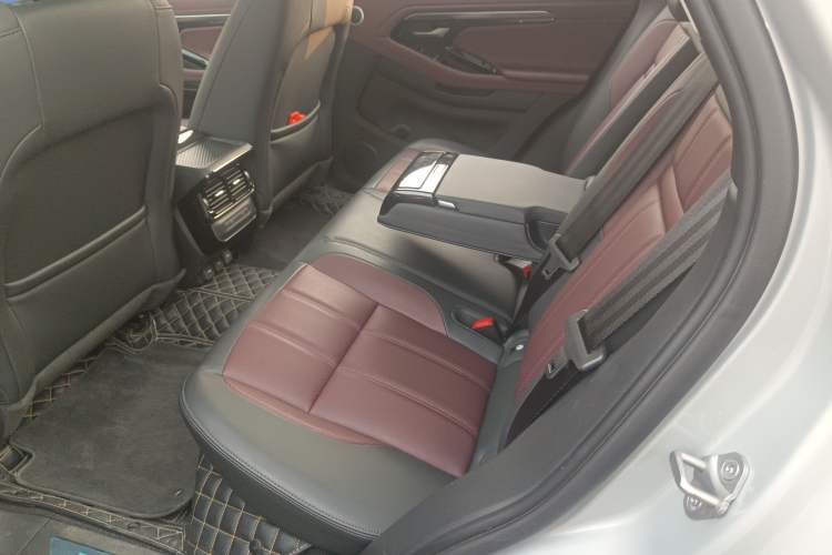 Used Land Rover Range Rover Evoque 2023 Aurora L 249 PS Luxury Edition
