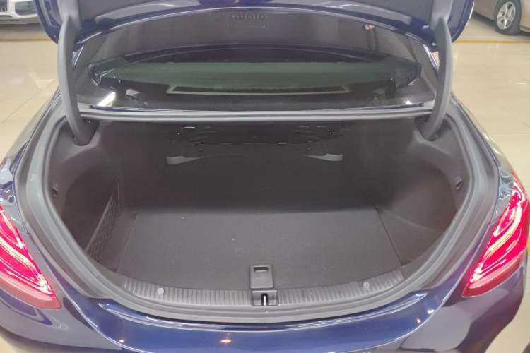 Used Mercedes-Benz C-Class 2018 C 200 L 4MATIC Sport Edition
