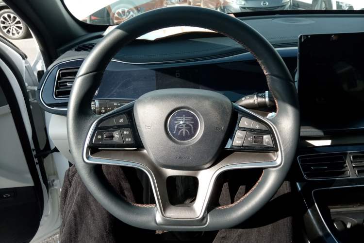 Used BYD Qin PLUS 2021 EV 400KM Luxury Model
