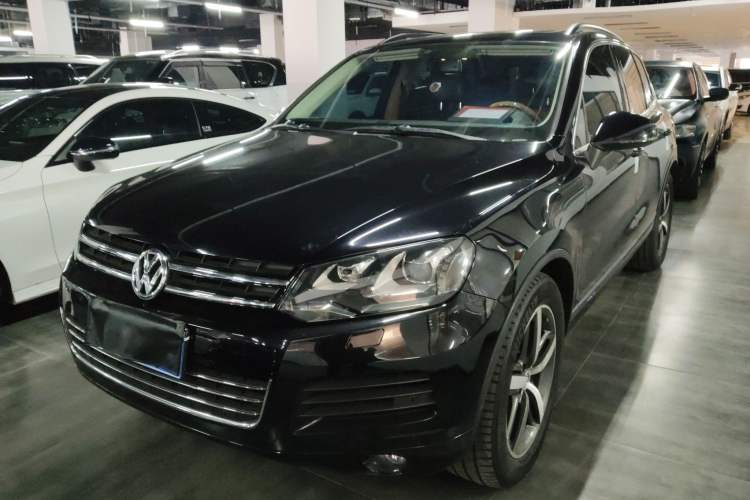 Used Volkswagen Touareg 2011 3.0 TSI Comfort Version