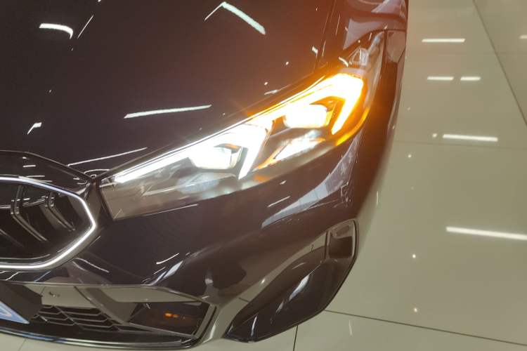 Used BMW 3 Series 2025 330Li M Sport Shadowline Package
