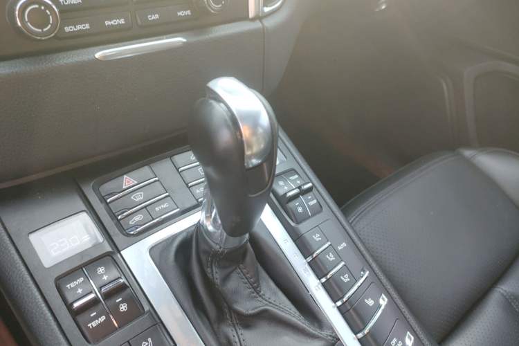 Used Porsche Macan 2017 Macan 2.0T