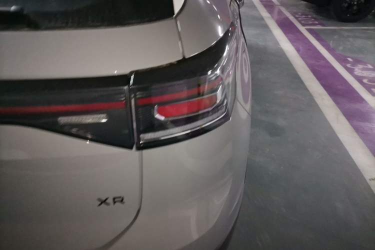 Used Volkswagen Tharu 
