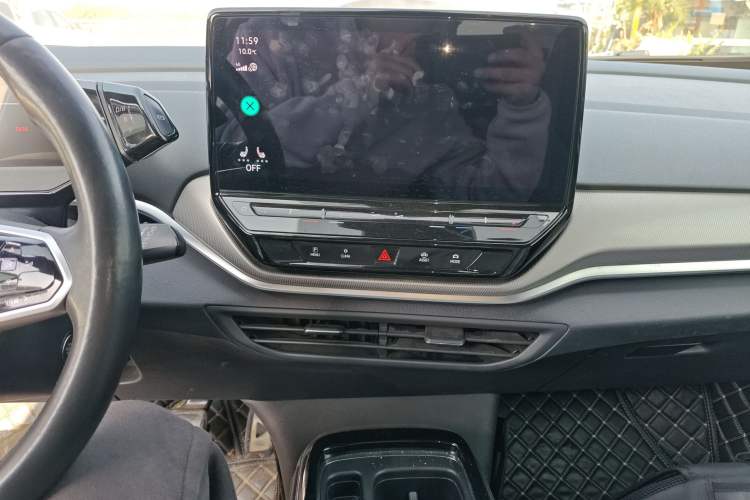 Used Volkswagen ID.4 CROZZ 2021 Long-Range PRO Two-Wheel Drive Version
