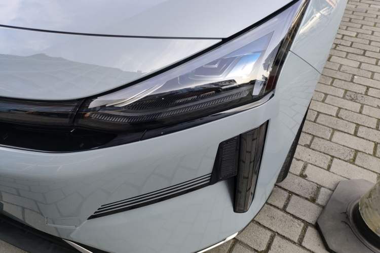 Used  L6 2023 125km MAX