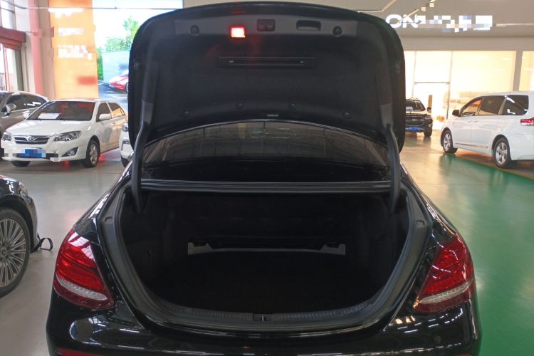 Used Mercedes-Benz E-Class 2020 E 300 L Sporty and Stylish Model
