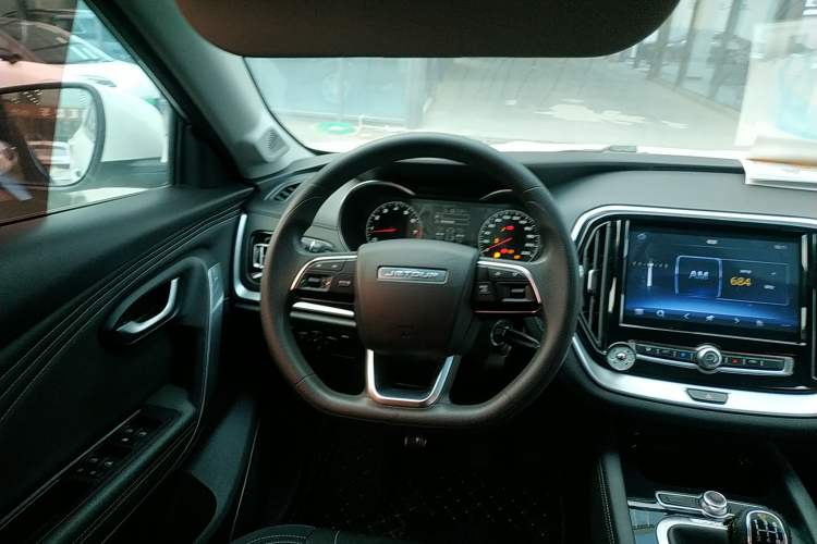 Used JETOUR X70 2018 1.5T Manual Comfort Edition