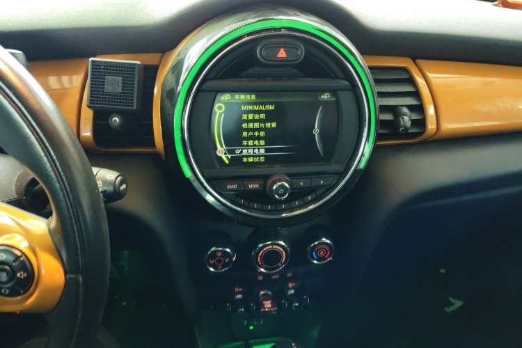 Used  MINI 2014 1.5T COOPER Fun
