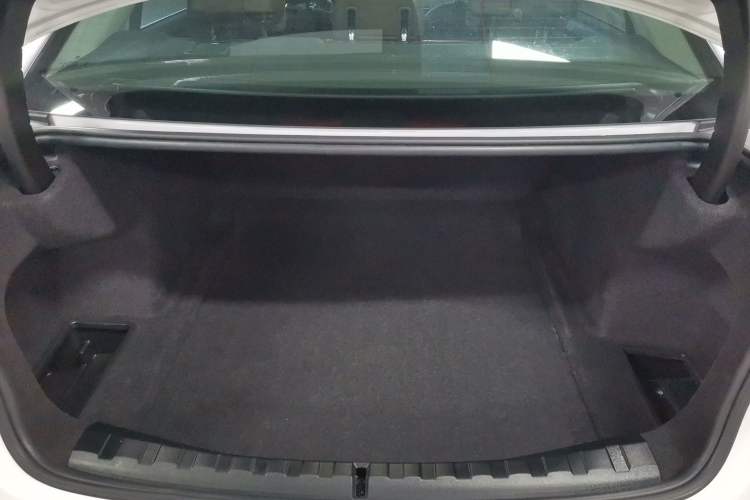 TDK.VehicleDetails.img