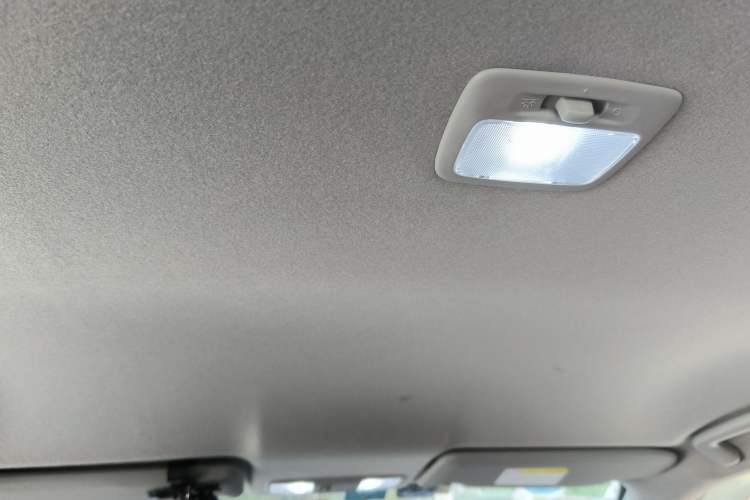 Used Mitsubishi ASX 2013 2.0L CVT Two-Wheel Drive Elite Edition
