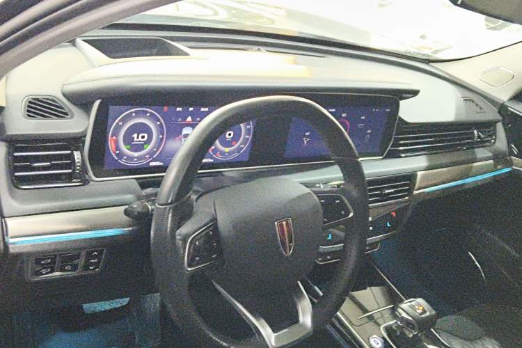 Used Hongqi HS5 2022 Facelifted Version 2.0T Smart Connect Flagship All-Wheel-Drive Edition
