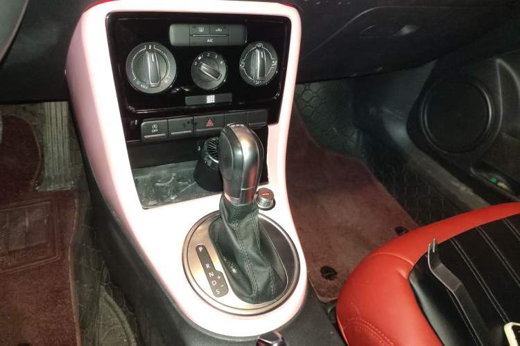 Used Volkswagen Beetle 2018 180TSI Yile Model
