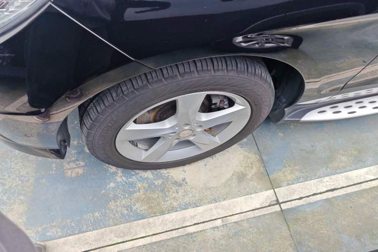 Used Mercedes-Benz M-Class 2014 ML 400 4MATIC Dynamic Model