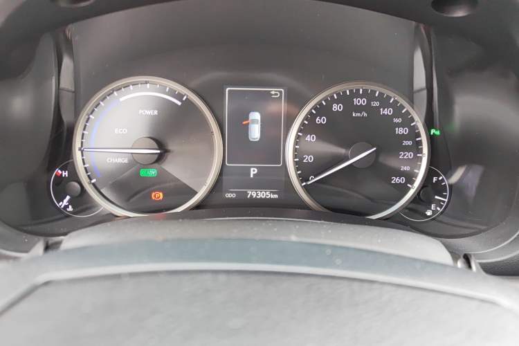 Used Lexus NX 2018 300h Front-Wheel-Drive FENGSHANG Version China V Emission Standard