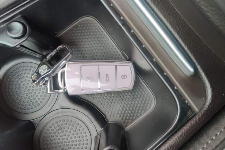 Used Volkswagen FAW-Volkswagen CC 2016 1.8TSI Luxury Model
