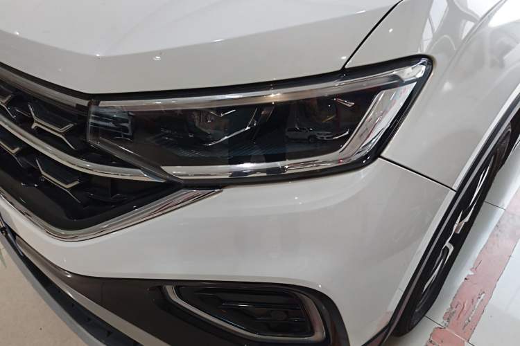 Used Volkswagen Tayron 2023 300TSI Two-Wheel-Drive Luxury Plus Advanced Edition
