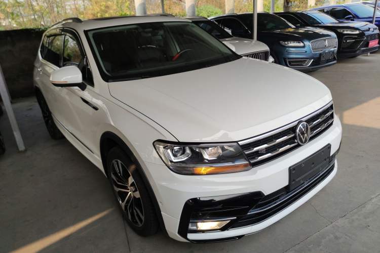 Used Volkswagen Tiguan L 2021 330TSI Automatic Two-Wheel Drive R-Line Enhanced Edition
