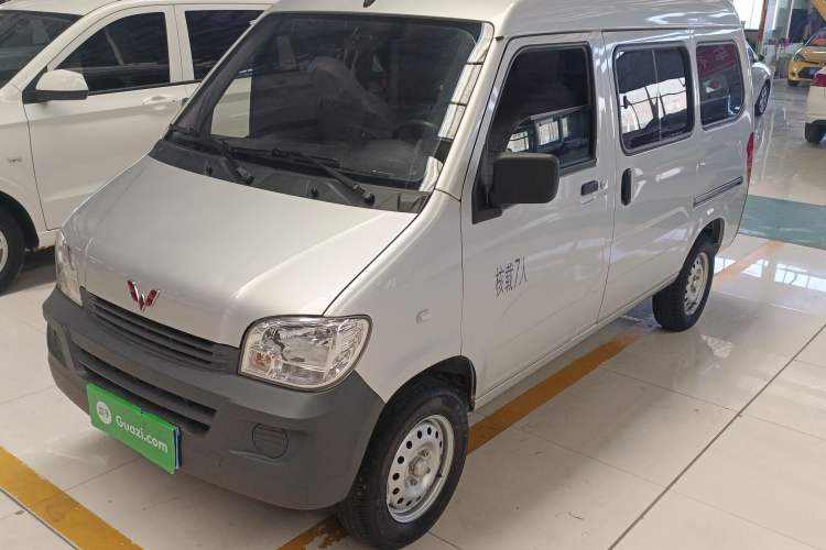 Used Wuling Zhiguang 2023 1.5L Practical Version 5/7 Seats
