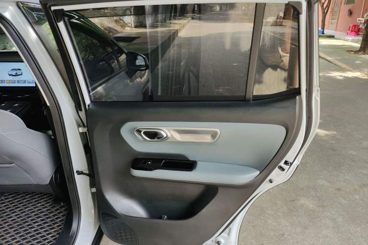 Used AION Y 2023 Younger
