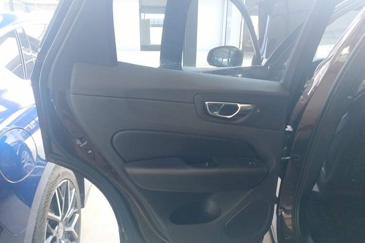 Used Volvo XC60 2018 T5 4x4 Zhiyi Edition
