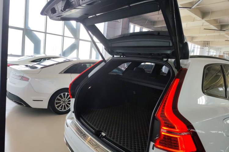 Used Volvo XC60 2020 T5 4x4 Smart & Dynamic Sport Edition
