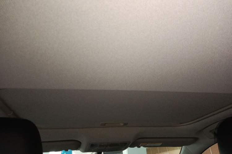 Used Toyota Corolla 2018 Dual-Engine 1.8L E-CVT Smart Edition
