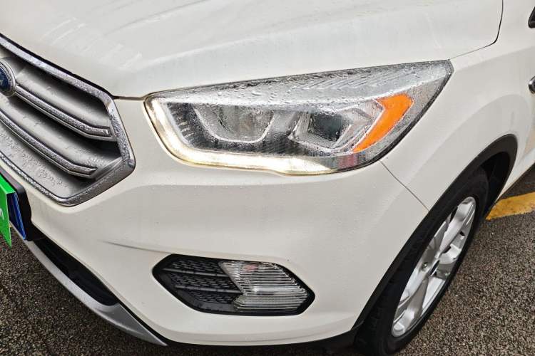 Used Ford Kuga 2017 EcoBoost 180 Two-Wheel-Drive Elite Trim
