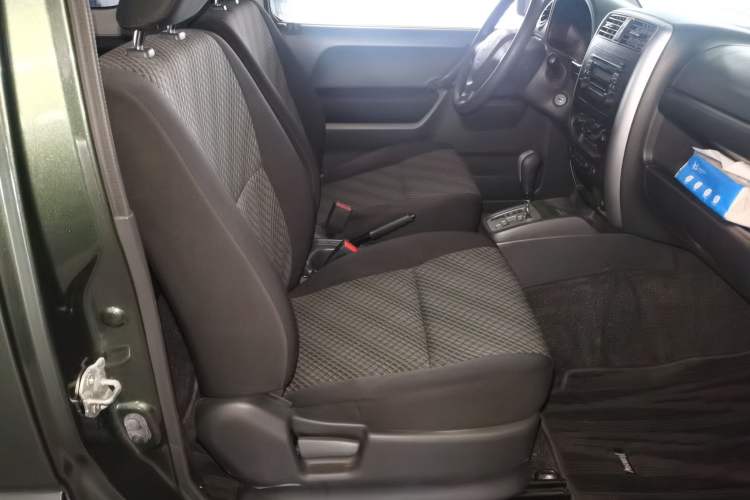 Used Suzuki Jimny 2015 1.3 AT JLX